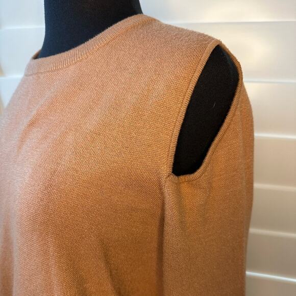Monrow Supersoft Knit Sweater Cut Out Shoulders Top Soft Brown Size L Neutral - Picture 9 of 15